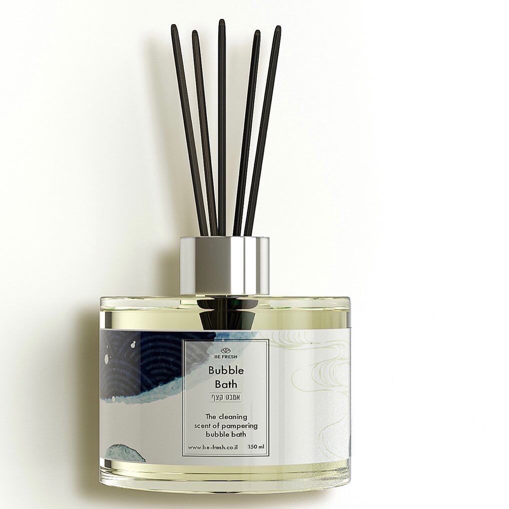 מפיץ ריח מקלות בהשארת פתאל