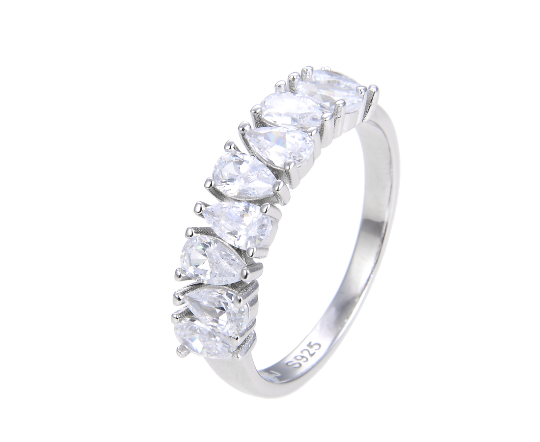 טבעת כסף משובצת אבני טיפות