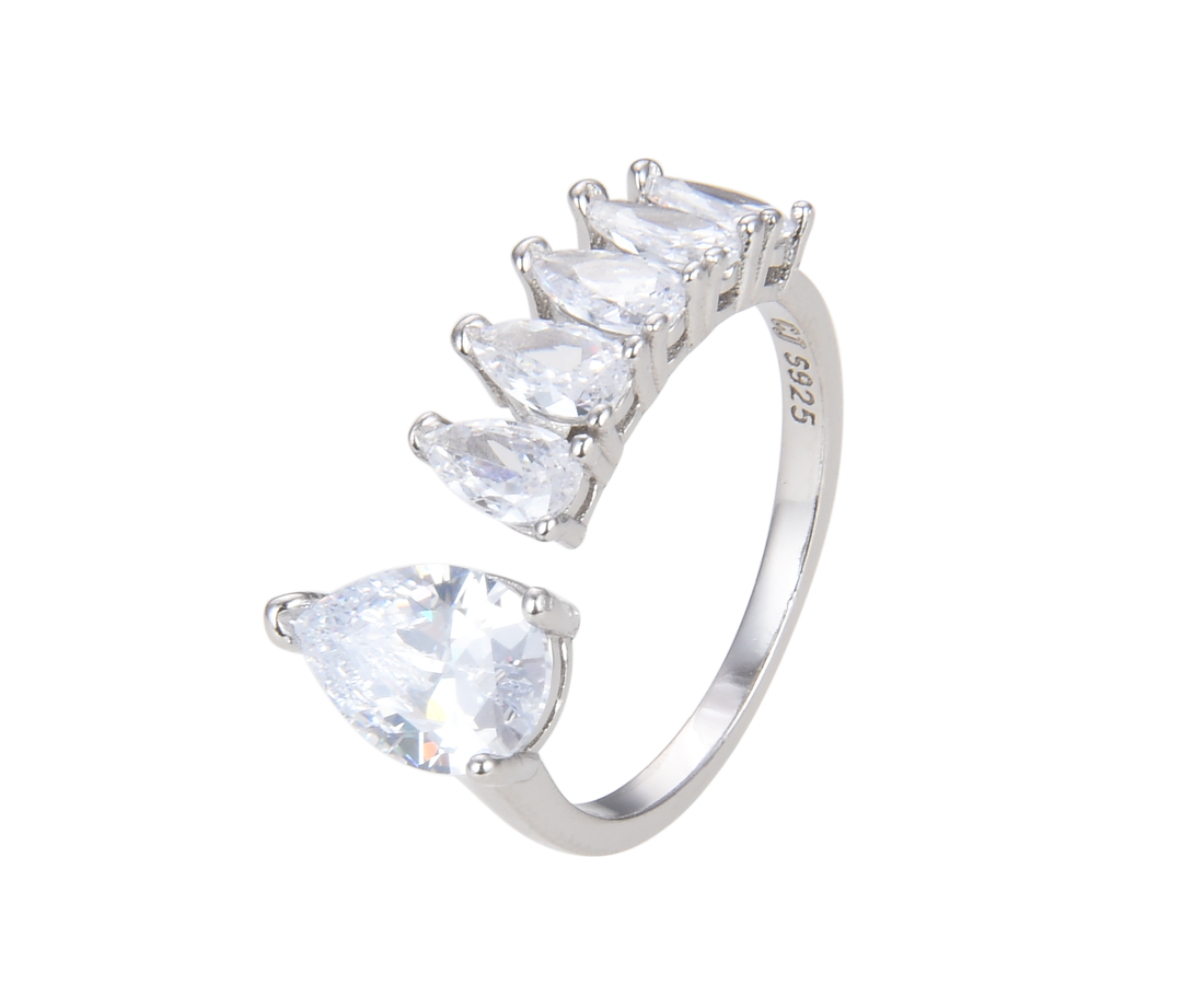 טבעת כסף משובצת טיפות